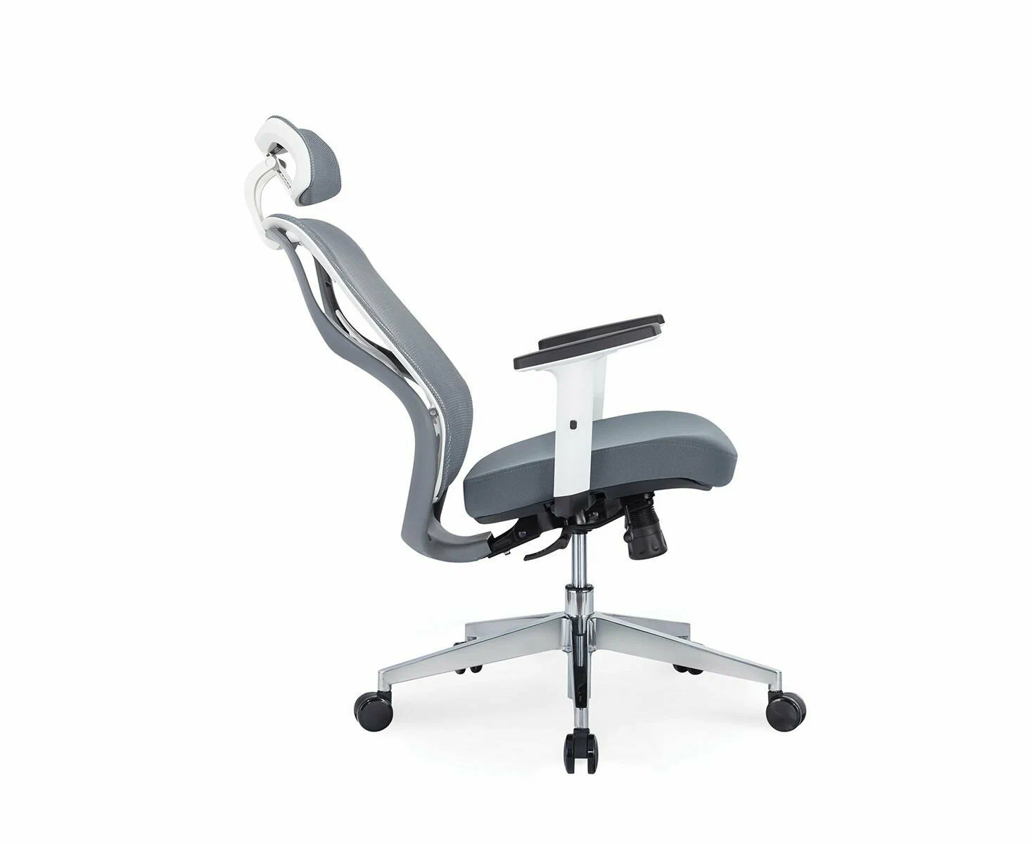 تصویر 1 از صندلی اداری تاشو با قابلیت جمع شدن و مدیریت فضا